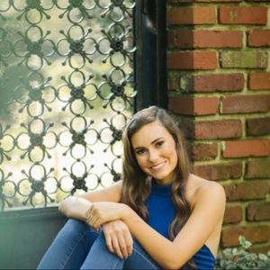 Meet your Posher, Elizabeth